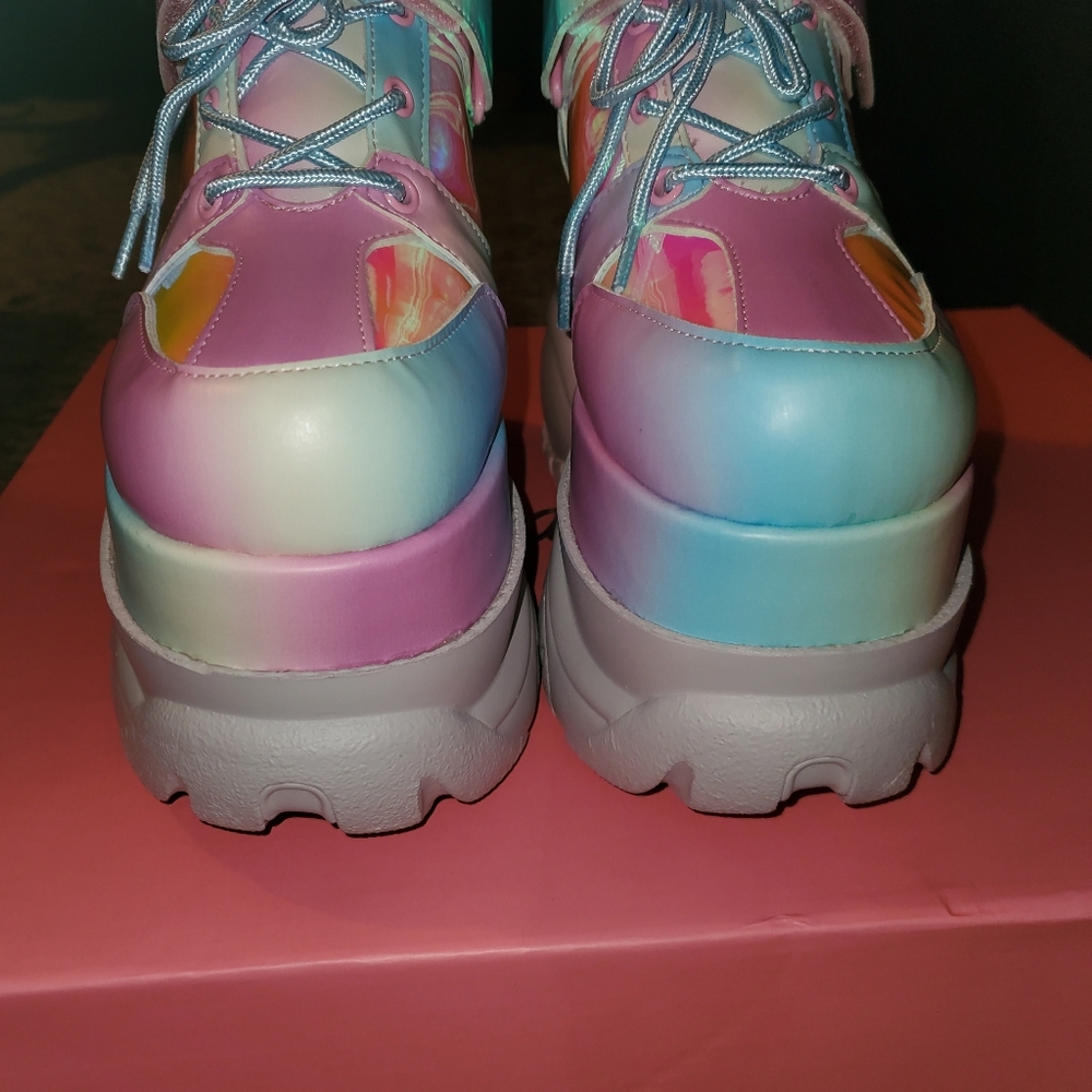 Sugar Thrillz Iridescent Pastel Platforms - Picture 5 of 9